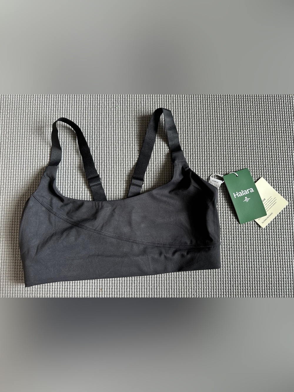 Halara Black Everyday Seamless Sports Bra